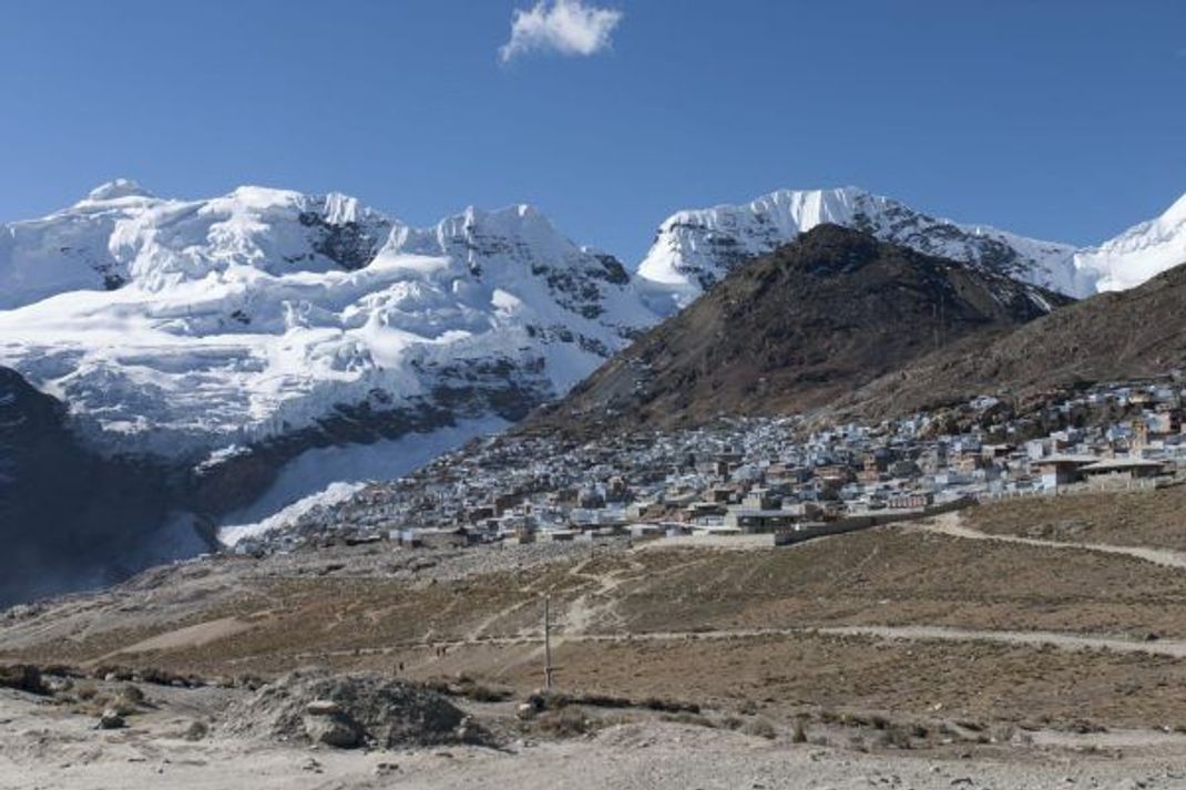 Die höchste Stadt heißt La Rinconada. Sie liegt auf dem Berg Ananea in den peruanischen Anden.