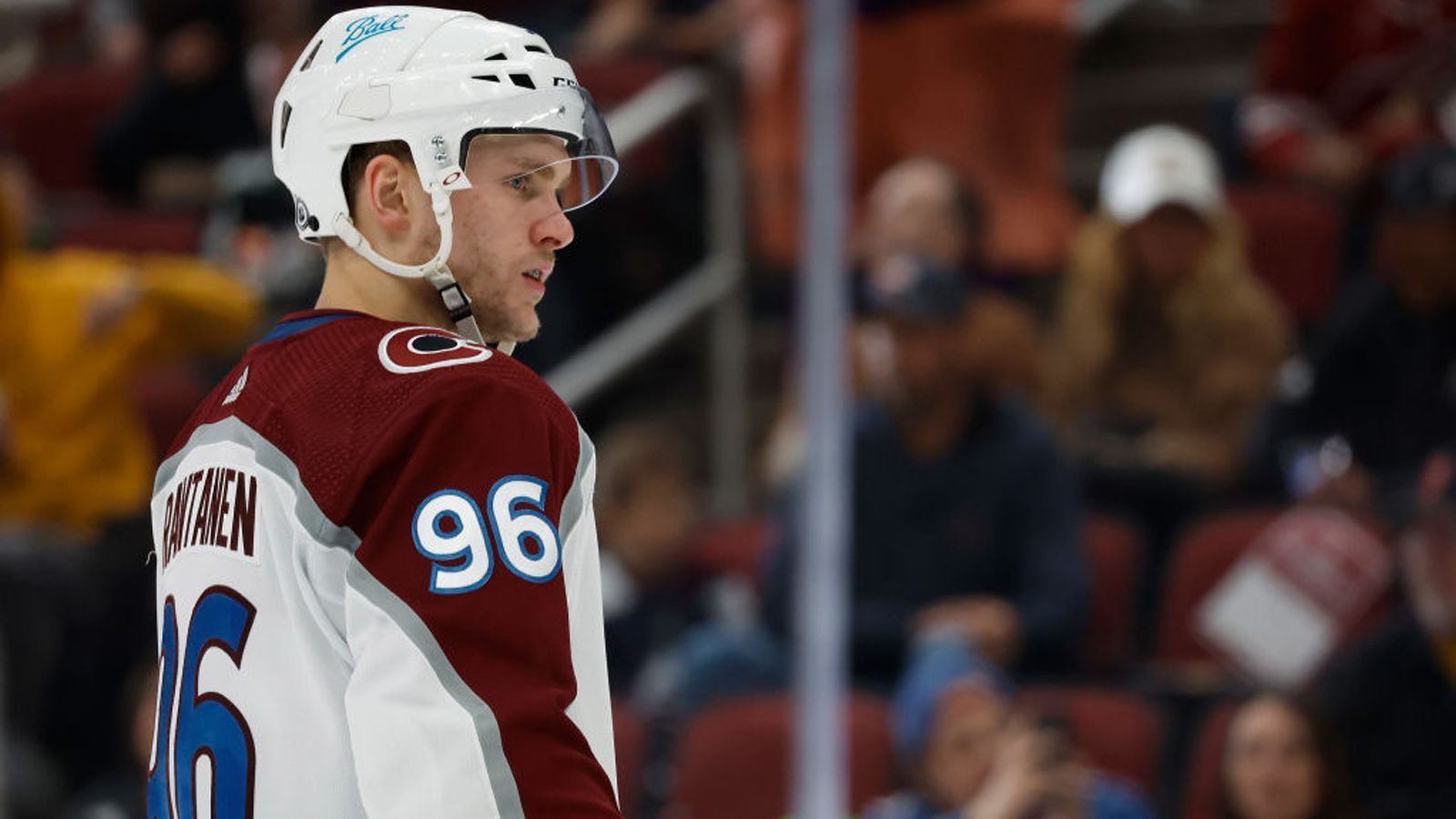 
                <strong>Platz 3: Mikko Rantanen (Colorado Avalanche)</strong><br>
                Jahresverdienst in der Saison 2021/22: 9.250.000 Millionen US-Dollar
              