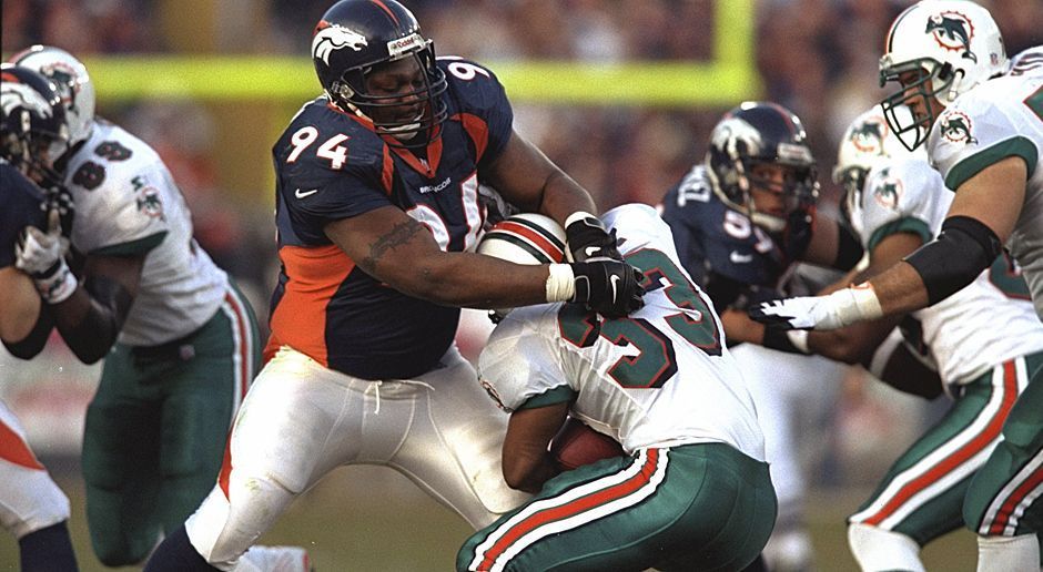 
                <strong>Miami Dolphins (Saison 1998)</strong><br>
                Playoffs:Wild Card Round (24:17 gegen Buffalo Bills)Divisional Round (3:38 @Denver Broncos)
              
