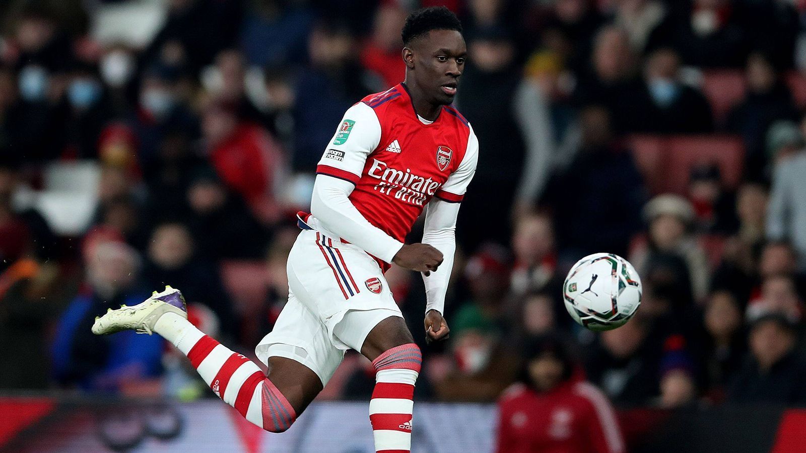 
                <strong>Folarin Balogun</strong><br>
                Ein weiterer Spieler, der von Arsenal an einen Klub der Ligue 1 ausgeliehen ist, ist Folarin Balogun. Der junge Engländer wird zum Ende der Saison erst einmal zu den "Gunners" zurückkehren – was danach passiert, ist aber offen. Sein Vertrag läuft bis Sommer 2025. Der Stürmer kickt zudem für die englische U21-Nationalmannschaft.
              