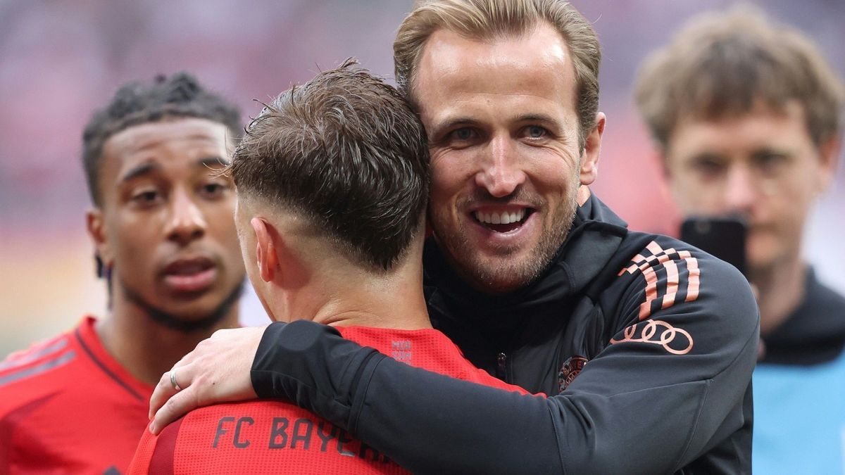 Harry Kane (r.) ist erstmals Meister