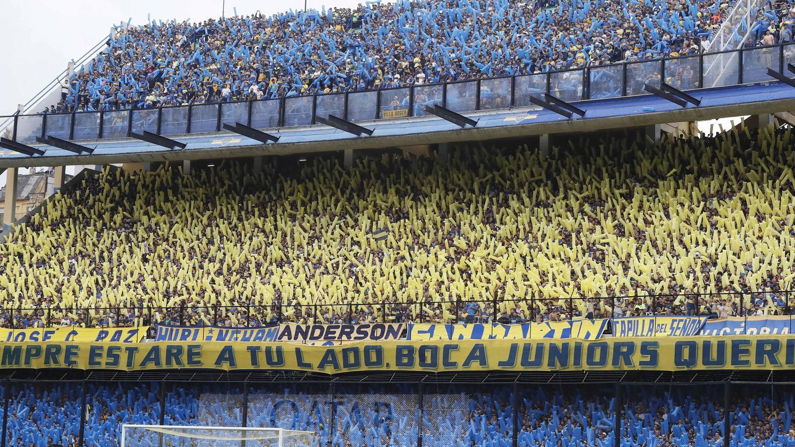 
                <strong>River Plate - Boca Juniors</strong><br>
                Die Begeisterung ist südamerikanisch, die Choreographien beeindruckend.
              