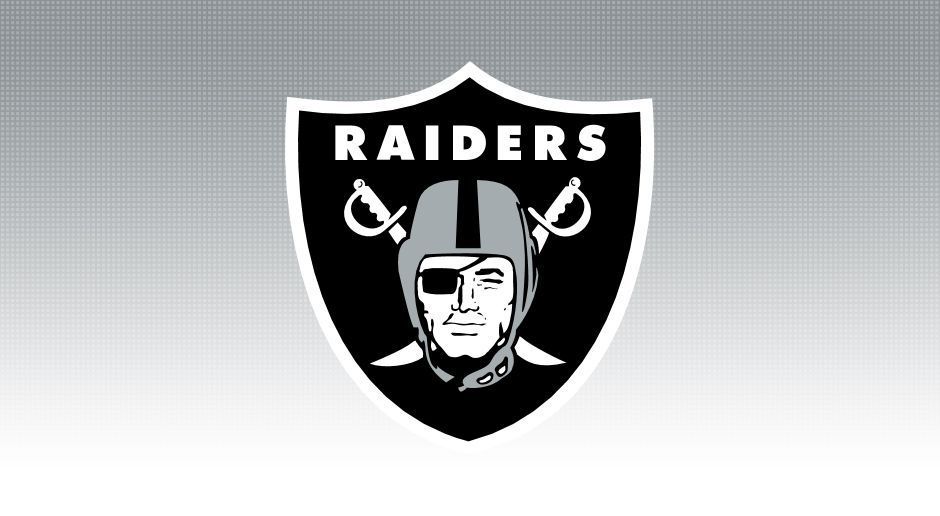 
                <strong>Platz 8: Oakland Raiders – Gesamtbewertung 86</strong><br>
                79 Defensive – 86 Offensive
              