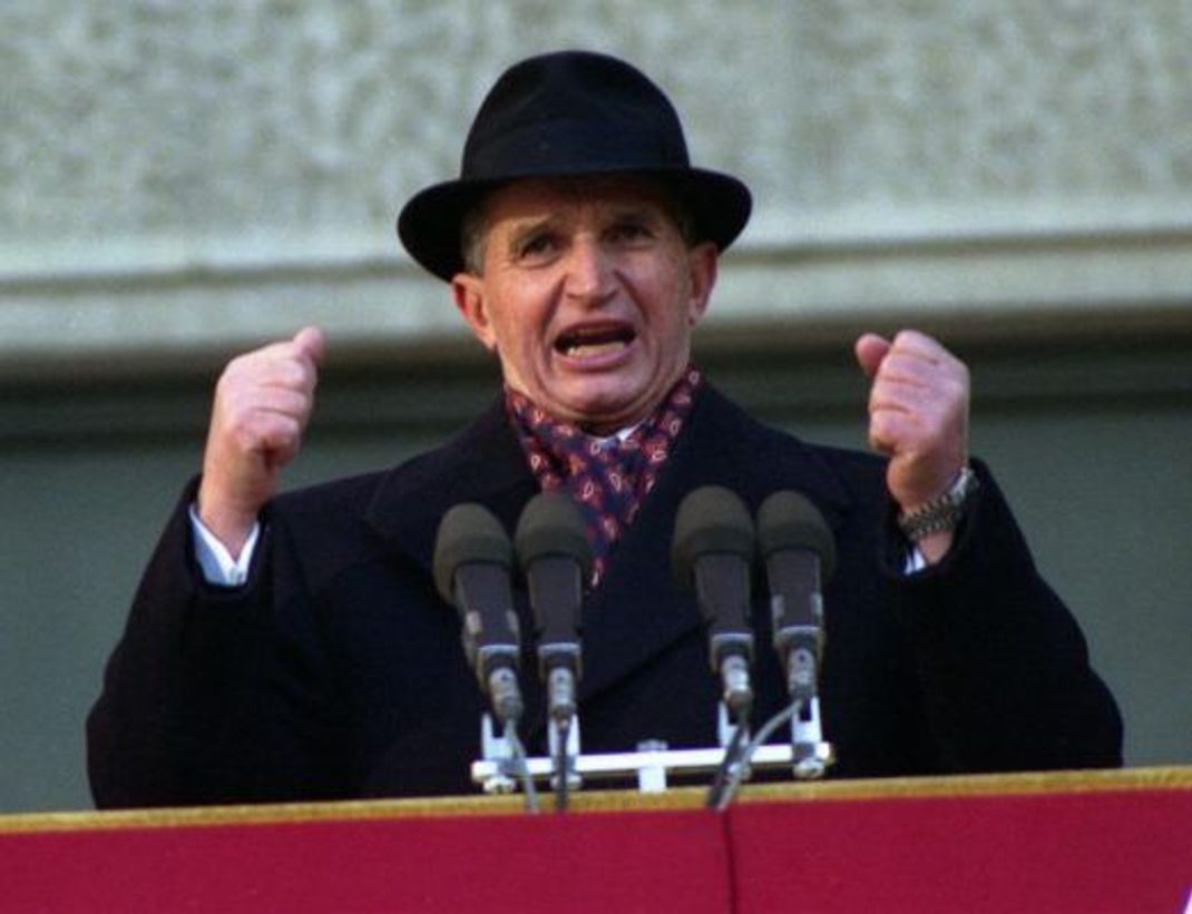 Schreckensherrschaft: Nicolae Ceausescu herrschte von 1965 bis 1989 als Diktator über Rumänien. Ab 1974 nannte er sich Staatspräsident. Das Foto zeigt ihn bei einer seiner letzten Reden.