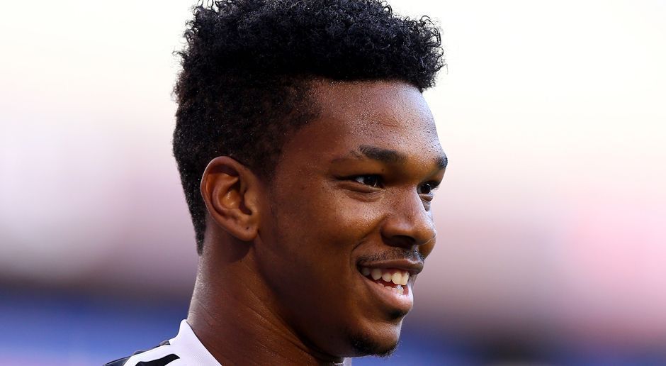 
                <strong>Jamal Blackman (Wycombe Wanderers)</strong><br>
                Auf der Ersatzbank: Jamal Blackman (Torwart), 22, aufnehmender Verein: Wycombe Wanderers (League Two/4. Liga England)
              