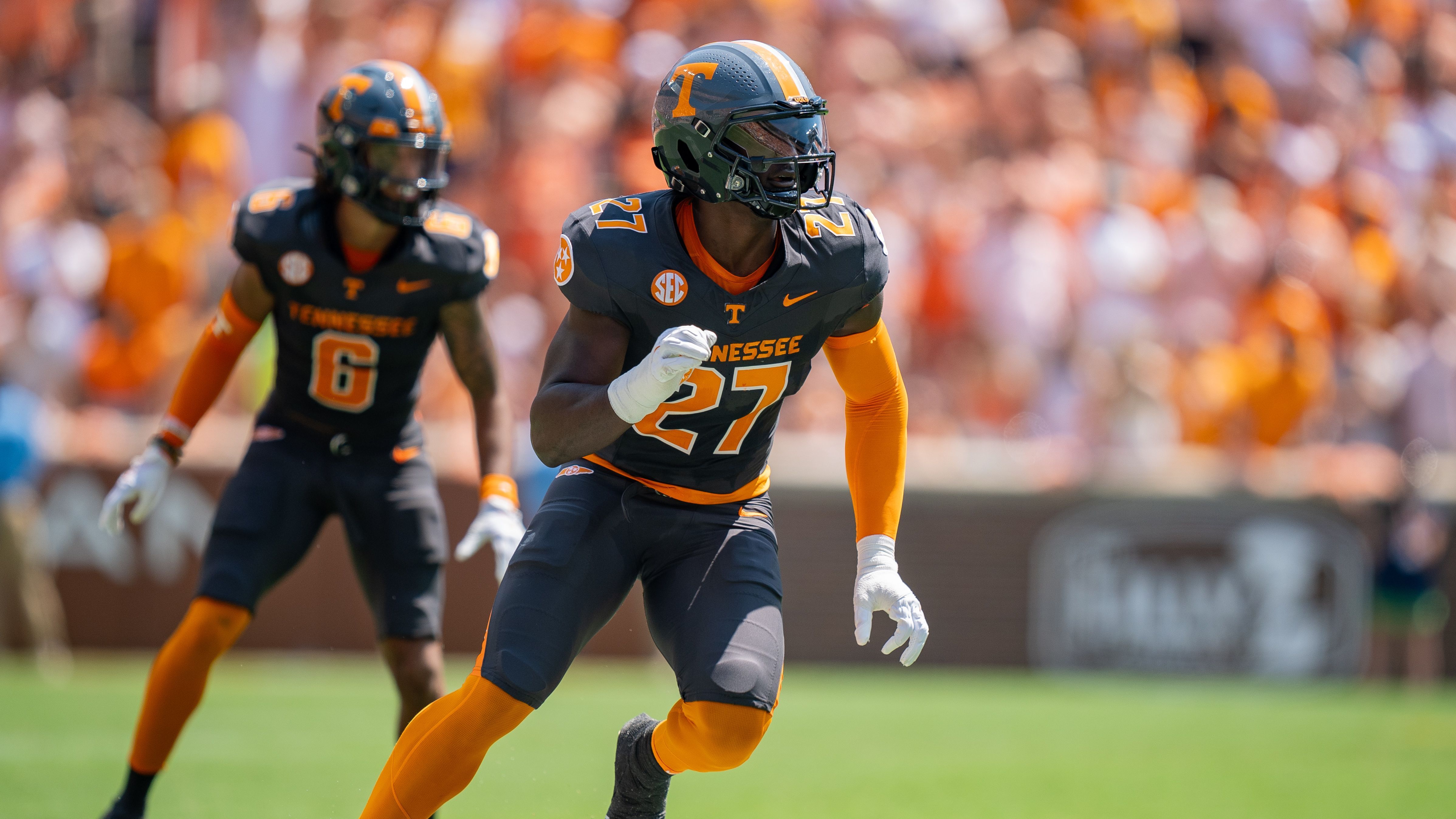 <strong>University of Tennessee</strong><br>NFL:<br>- James Pearce Jr. (Falcons; Bild)<br>- Omarr Norman-Lott (Chiefs)<br>- Dont'e Thornton Jr. (Raiders)<br>- Dylan Sampson (Browns)<br>NBA<br>- Chaz Lanier (Pistons)<br>- Jahmai Mashack (Rockets, zu den Grizzlies getradet via Warriors &amp; Suns)