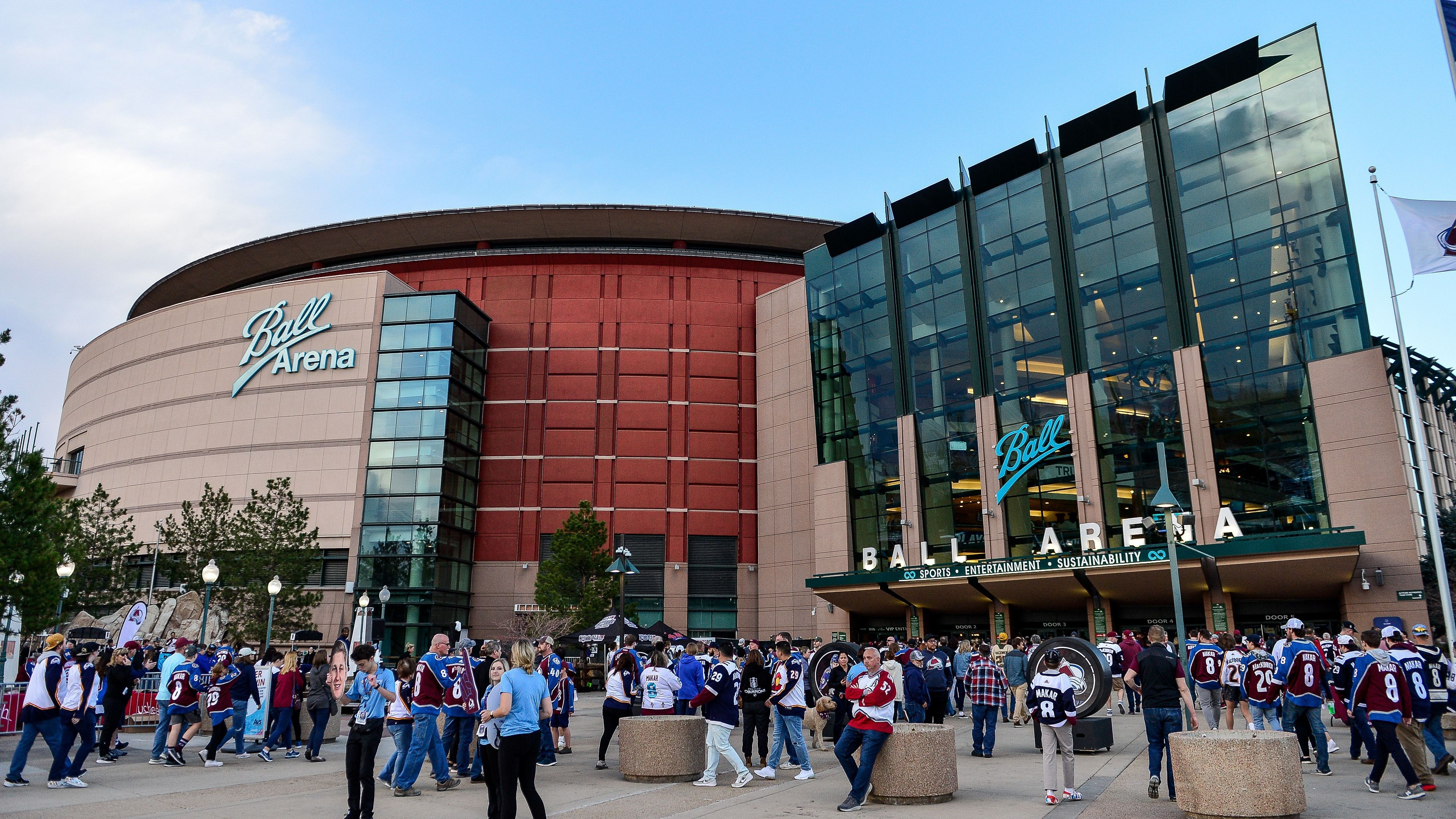 <strong>Ball Arena<br></strong>Team: Denver Nuggets<br>Plätze: 19.520<br>Eröffnung: 1999<br>Kosten: 187 Mio. $