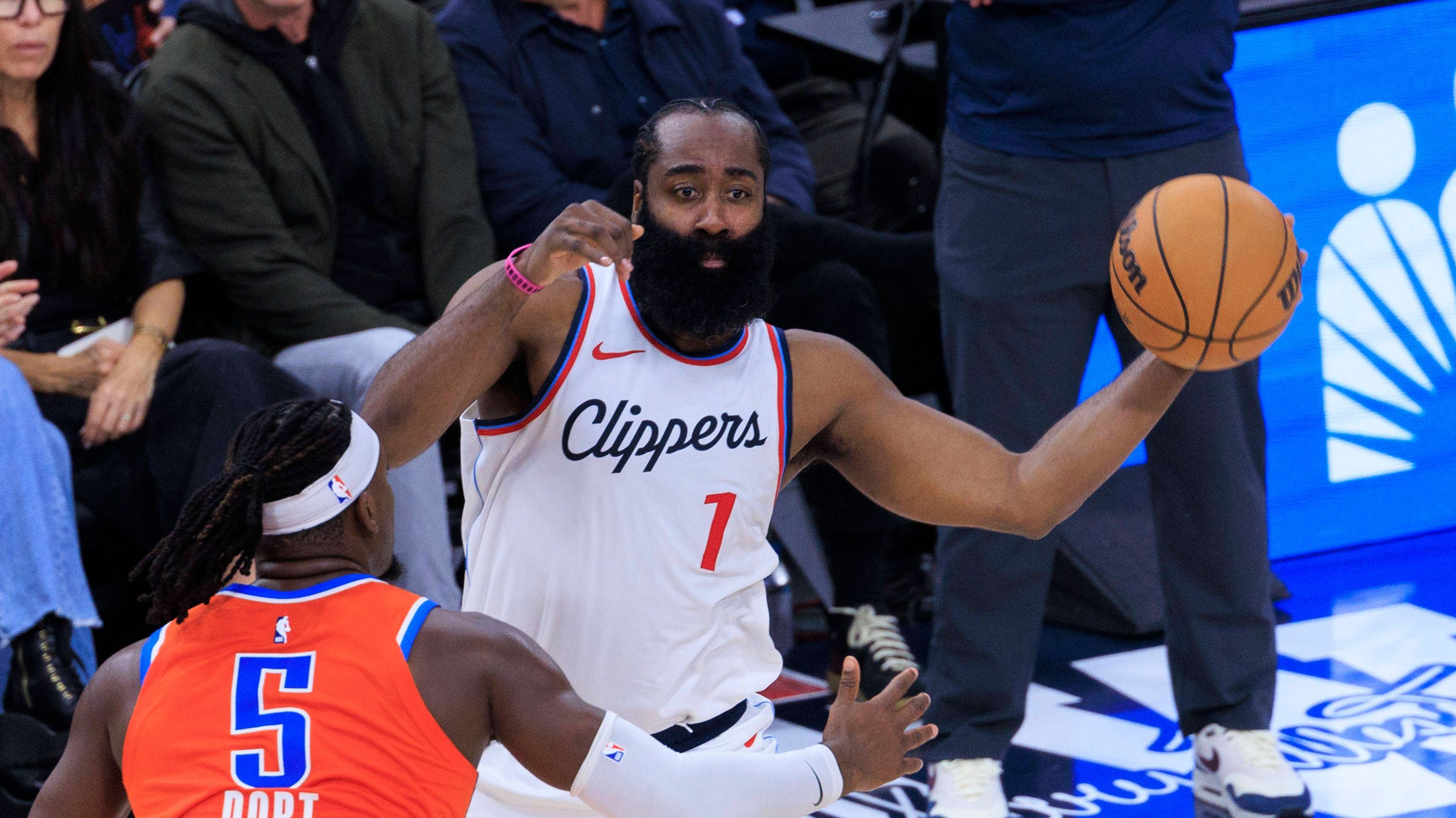 <strong>NBA: Spieler mit den meisten Dreiern</strong><br>James Harden hat seine beste Zeit hinter sich? Vielleicht, in der Liste der besten Dreierschützen der NBA-Geschichte (<a data-li-document-ref="323386" href="https://www.ran.de/sports/basketball/nba/news/nba202425-live-tv-uebertragungen-auf-prosieben-maxx-im-gratis-livestream-auf-joyn-rande-und-in-der-ran-app-323386">NBA live auf ProSieben MAXX, Joyn, ran.de und in der ran-App</a>) hat der Alt-Star aber nun eine magische Marke geknackt. <strong><em>ran</em></strong> zeigt die 20 Spieler mit den meisten getroffenen Dreiern in der NBA! <em>(Stand: 3. Dezember 2024, Quelle: nba.com)</em>