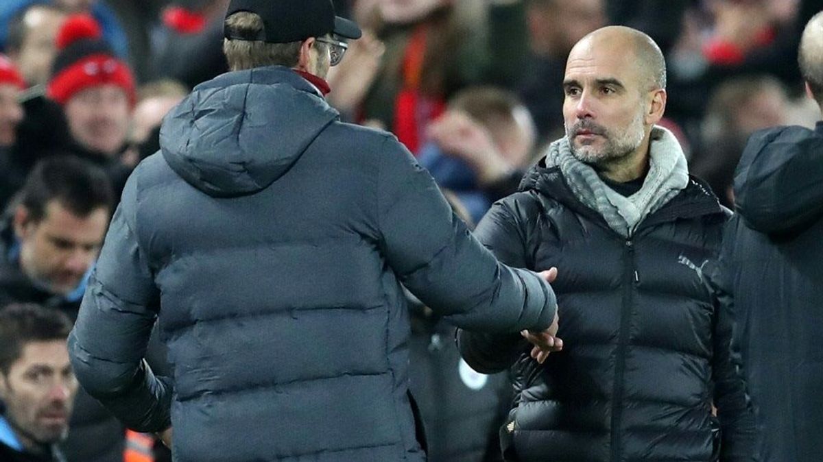 Klopp (l.) und Guardiola duellierten sich bereits 18-mal