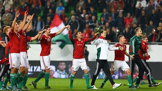 
                <strong>Norwegen vs. Ungarn</strong><br>
                Norwegen vs. Ungarn. Beide Mannschaften haben viele Spieler aus der Bundesliga: Norwegen zum Beispiel Havard Nordtveit von Gladbach, Ungarn etwa Adam Szalai von Hoffenheim. Norwegen hat die wohl etwas reifere Spielanlage und wird deswegen mit nach Frankreich fahren.
              