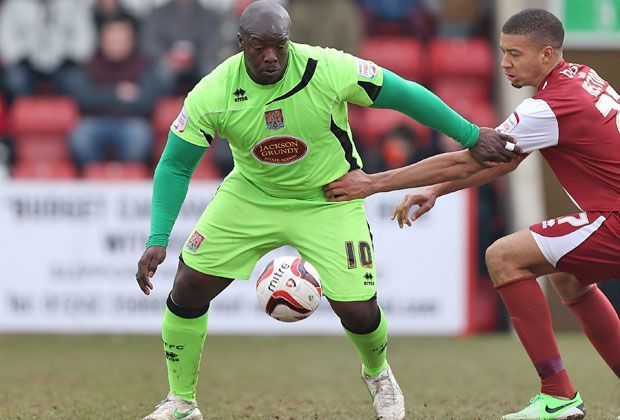 
                <strong>Adebayo Akinfenwa</strong><br>
                Durch seine Masse ist Akinfenwa schwer vom Ball zu trennen. In der letzten Saison war der Stürmer zehn Mal erfolgreich.
              