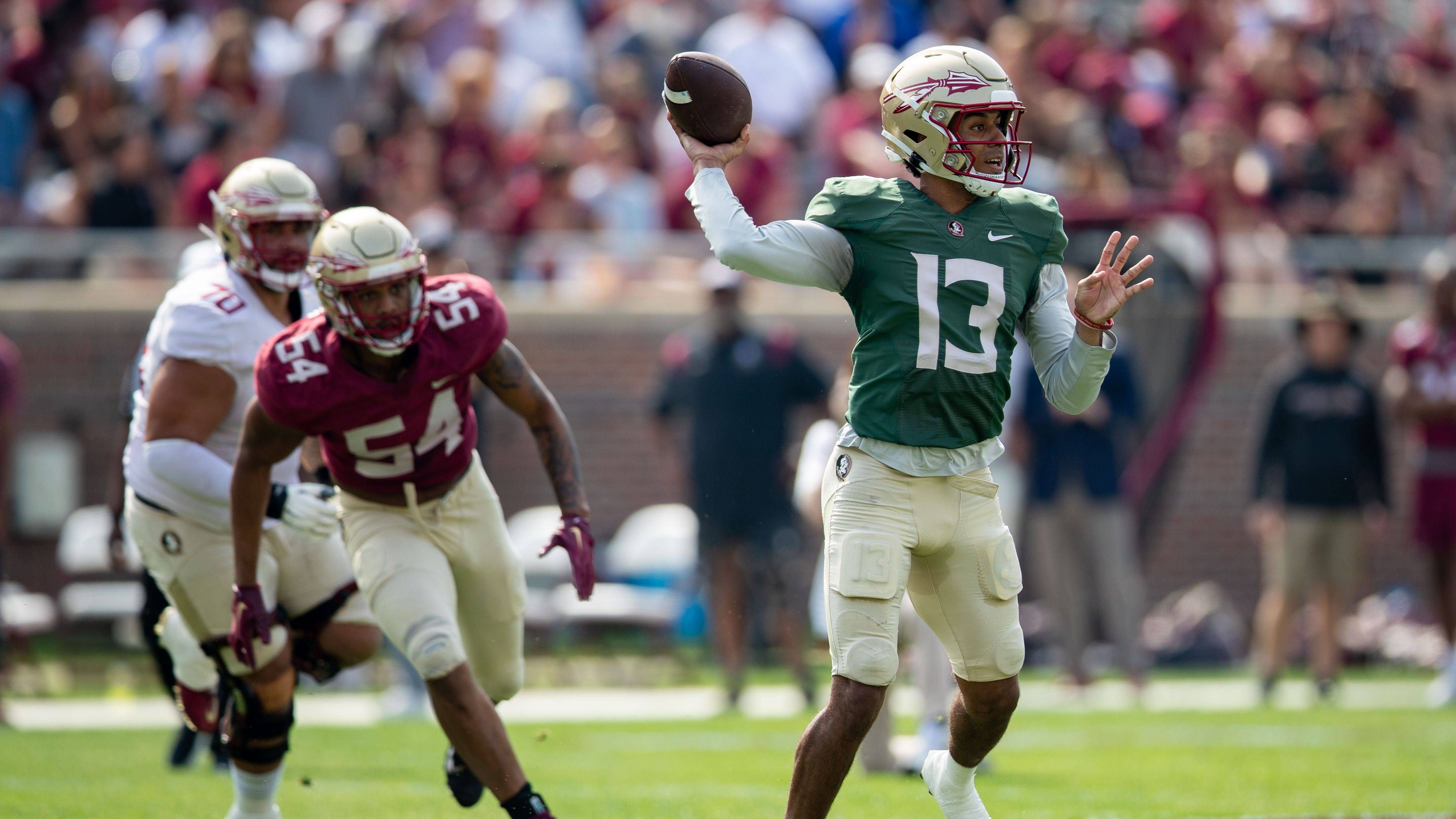 <strong>25. Jordan Travis (QB, Florida State)</strong> &nbsp; &nbsp; &nbsp; &nbsp; &nbsp; &nbsp; &nbsp; &nbsp; &nbsp; &nbsp; &nbsp; &nbsp; &nbsp; &nbsp; &nbsp; &nbsp; &nbsp; &nbsp; &nbsp; &nbsp; &nbsp; &nbsp; &nbsp; &nbsp; &nbsp; &nbsp; &nbsp; &nbsp; &nbsp; &nbsp; &nbsp; &nbsp; &nbsp; &nbsp; &nbsp; &nbsp; &nbsp; Auf ihm ruhen die Hoffnungen der Florida State Seminoles&nbsp; - Quarterback Jordan Travis. Nach einer starken zweiten Saisonhälfte im letzten Jahr, hofft das College aus Tallahassee, dieses Jahr mal wieder die ACC gewinnen zu können.