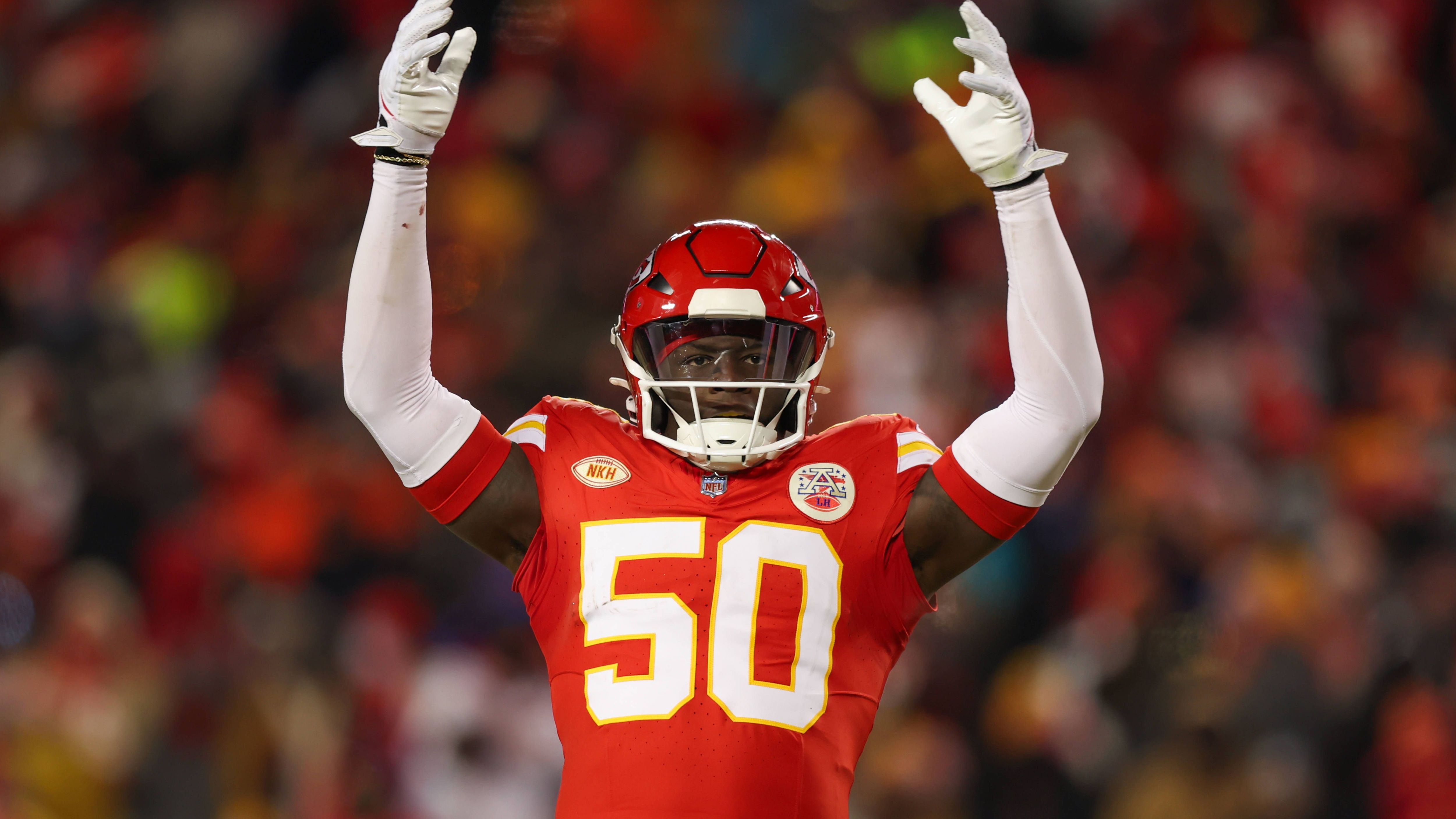 <strong>New Orleans Saints: Willie Gay (Linebacker)</strong><br>
                Nach vier erfolgreichen Jahren bei den Chiefs zog es Linebacker Willie Gay in dieser Offseason nach New Orleans (Vertrag: ein Jahr, drei Millionen US-Dollar). Mit den Chiefs gewann er zwei Super Bowls, nun soll der entwicklungsfähige Gay ein weiteres Puzzle-Stück für die garstige Saints-Defense bilden.&nbsp;