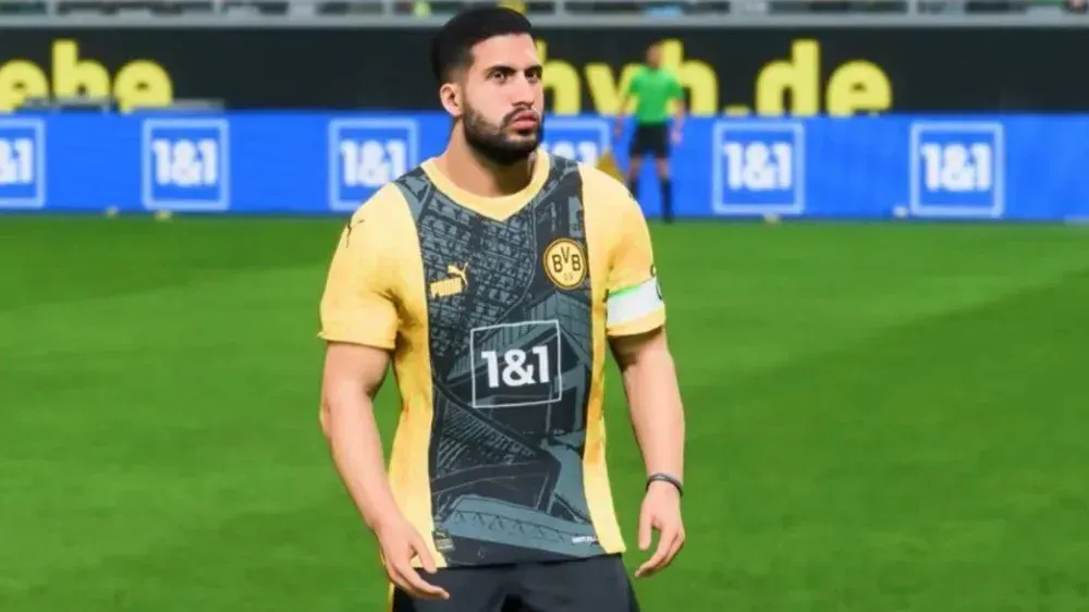 <strong>EA FC leakt Trikot von Alemannia Aachen</strong><br>Nicht das erste Mal, dass das beliebte Videospiel mit sämtlichen Lizenzen aller deutschen Klubs zu voreilig agiert. Das Sondertrikot von Borussia Dortmund aus der vergangenen Saison sahen die Fans zuerst virtuell, bevor es wenige Tage danach offiziell zu kaufen war.