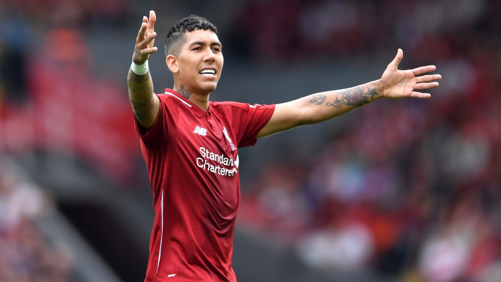 
                <strong>Roberto Firmino (Brasilien)</strong><br>
                Geburtsdatum: 2. Oktober 1991Verein: FC LiverpoolPosition: hängende SpitzeTitel 2018: FehlanzeigeWM-Einsätze/-Tore: 4/1
              