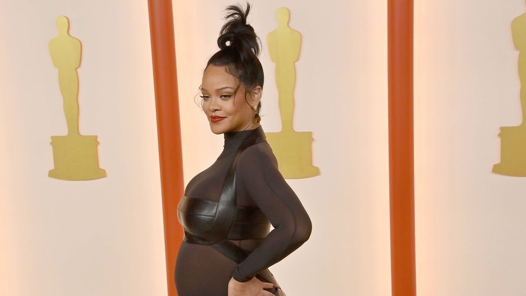 Rihanna soll wieder Mutter geworden sein! Alle Infos zur Geburt ihres zweiten Kindes gibt es hier.&nbsp;