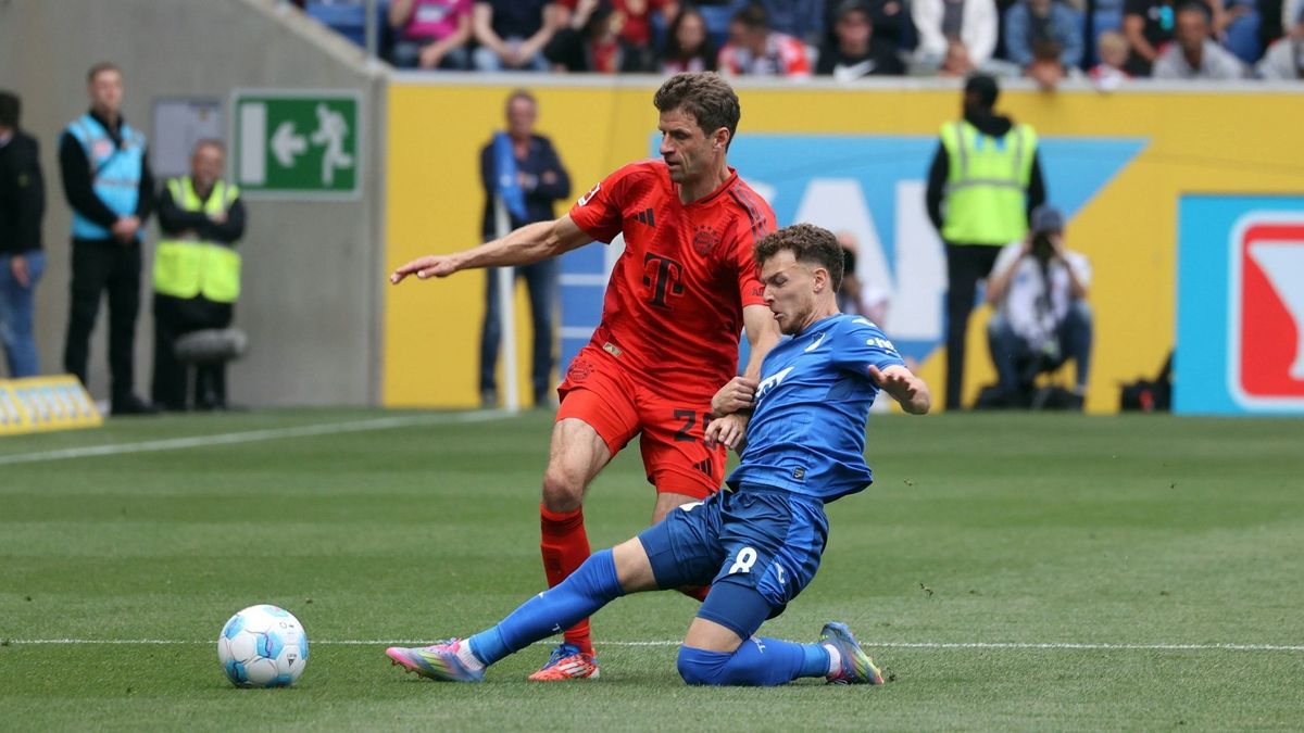 Geiger (r.) bestritt in der Vorsaison 20 Pflichtspiele