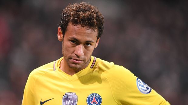 
                <strong>1. Neymar</strong><br>
                Klub: Paris St. GermainPosition: StürmerAlter: 25Vertrag bis: 2022Marktwert: 213 Millionen Euro
              