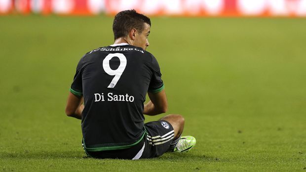 
                <strong>disanto</strong><br>
                Franco di Santo: Der Argentinier kam im Sommer mit der Empfehlung von 13 Saisontoren aus Bremen zu Schalke. Für die Königsblauen konnte di Santo in der Liga aber noch keinen eigenen Treffer bejubeln. Nach acht Spieltagen ist er immer noch torlos - in der Europa League gelang ihm zuletzt allerdings ein Hattrick.
              