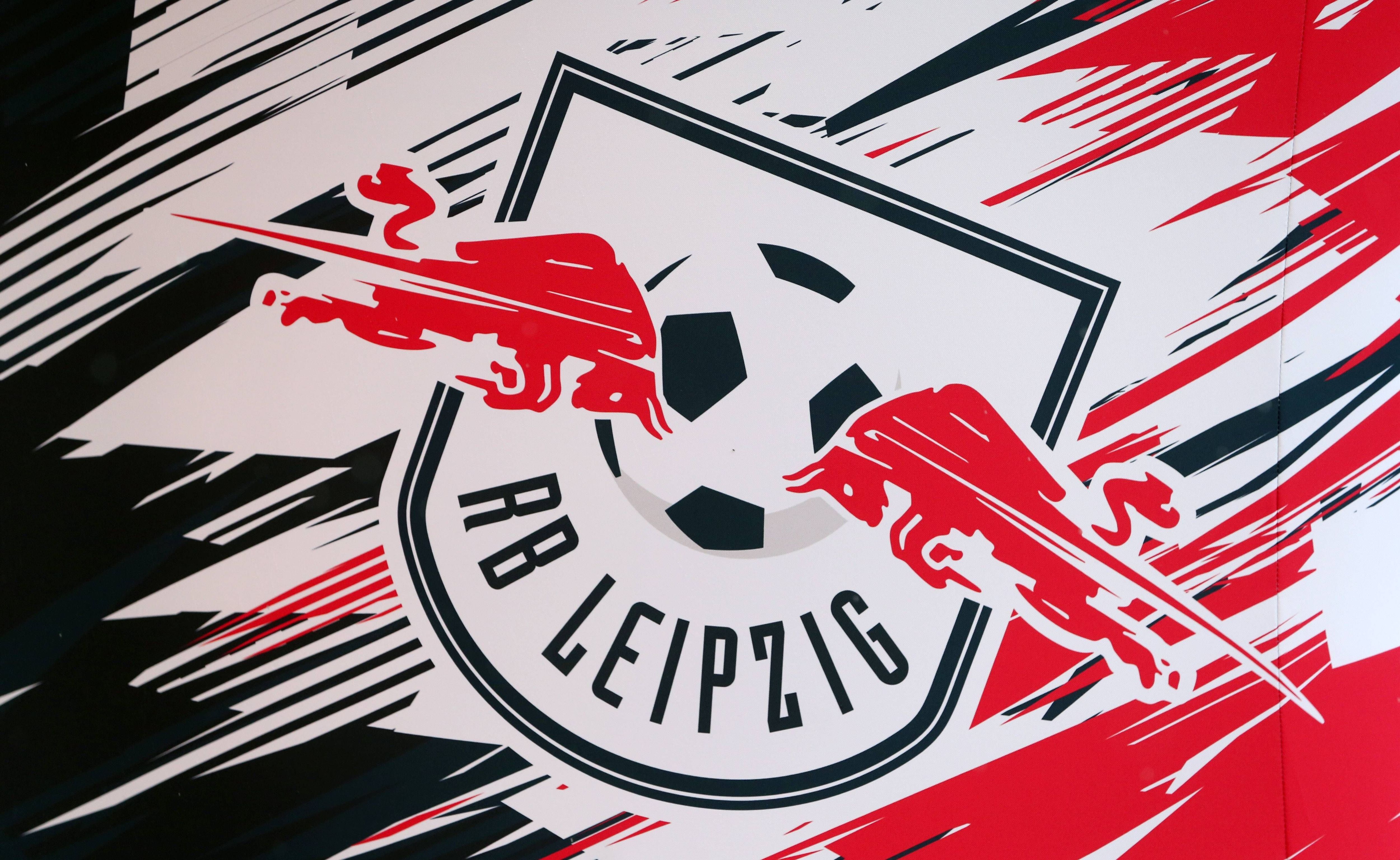 
                <strong>Platz 12: RB Leipzig</strong><br>
                Eigenkapital: 27,3 Millionen EuroVerbindlichkeiten: 153,5 Millionen Euro
              