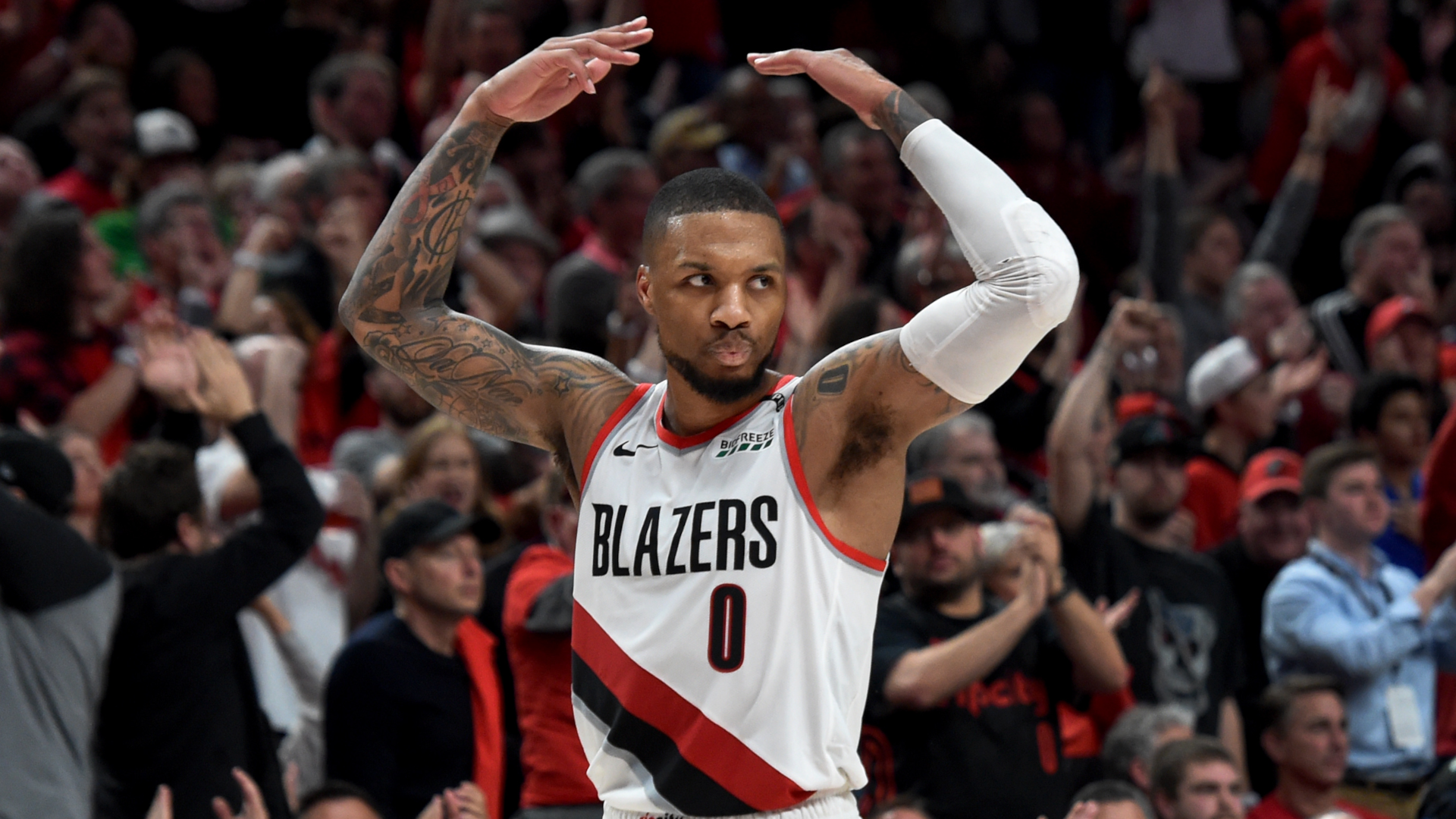 
                <strong>Platz 10: Damian Lillard (seit 2012 in der NBA)</strong><br>
                &#x2022; Regular-Season-Spiele: 704 -<br>&#x2022; Getroffene Dreier: 2.114 -<br>&#x2022; Dreierversuche: 5.680 -<br>&#x2022; Trefferquote: 37,2 %<br>
              