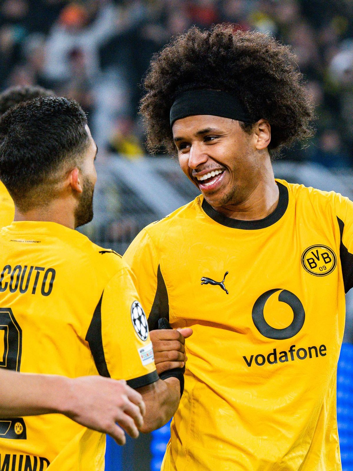 25.11.2025, Borussia Dortmund vs. Villareal, UEFA Champions League, 5. Spieltag Tor zum 3:0 durch Karim Adeyemi (Borussia Dortmund, 27) hier mit Yan Couto(Borussia Dortmund, 2) Regulations prohibit...