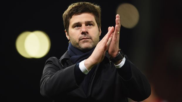 
                <strong>Mauricio Pochettino (Tottenham Hotspur)</strong><br>
                Mauricio Pochettino ist seit 2014 Coach bei Tottenham Hotspur. Der Argentinier führte die Spurs in der vergangenen Spielzeit zu Platz drei in der Premier League und bis ins Achtelfinale der Europa League, wo gegen Borussia Dortmund Endstation war.
              