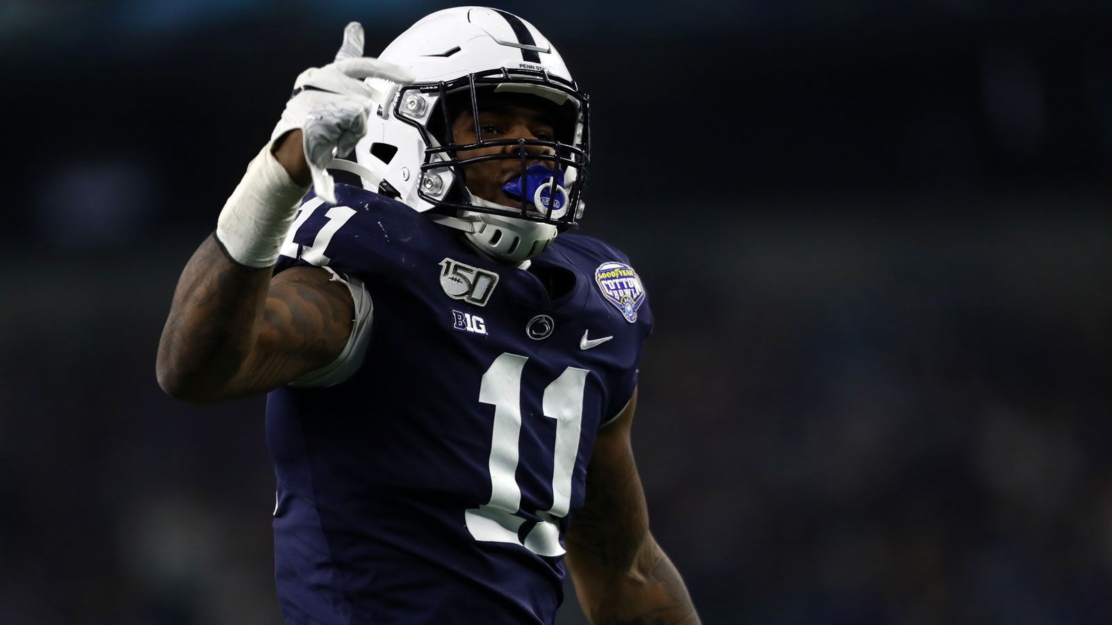 
                <strong>9. Pick - Denver Broncos: Micah Parsons (LB, Penn State)</strong><br>
                Der mit Abstand beste Linebacker des diesjährigen College-Football-Jahrgangs hat in der vergangenen Saison keinen Snap Football gespielt. Und dennoch: Die Denver Broncos warten seit Jahren vergeblich auf einen neuen Taktgeber in ihrer einst so starken Defense - und dieser könnte den Namen Micah Parsons tragen. Der Linebacker ist dank seines Charakters und seiner Athletik der beste Kandidat, um in diese Rolle hineinzuwachsen. 
              