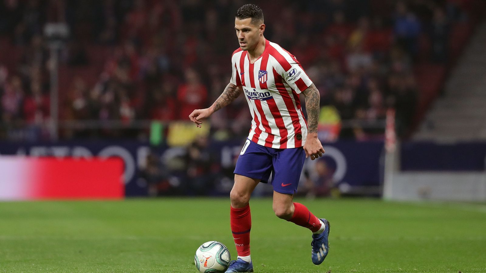 
                <strong>Platz 7 - Vitolo</strong><br>
                Wochengehalt: 200.000 EuroVertrag bis: 2022
              