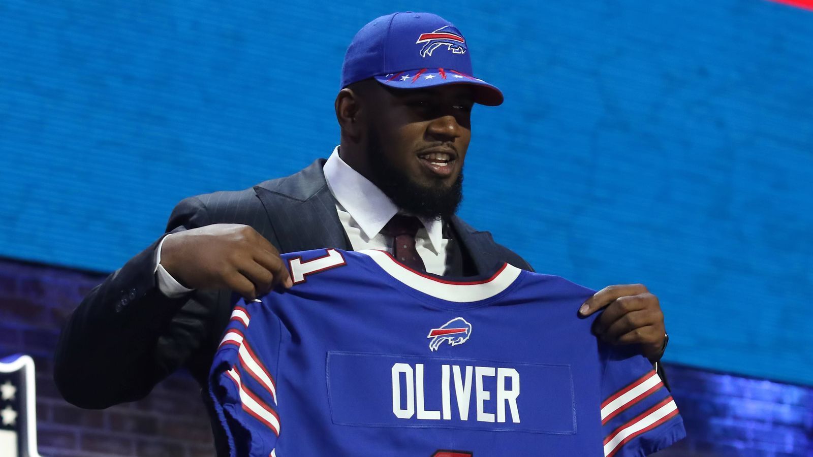 
                <strong>Ed Oliver (Defensive Tackle, Buffalo Bills)</strong><br>
                Madden-Rating: 79
              