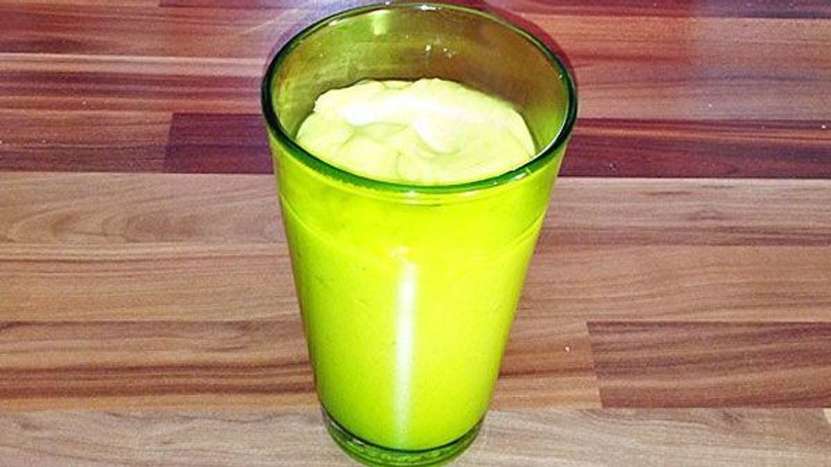 Mango-Avocado-Smoothie-opti