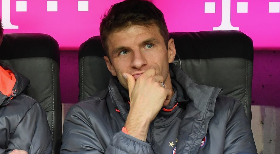 
                <strong>Thomas Müller</strong><br>
                Thomas Müller: Durfte ab der 68. Minute mitspielen. Ihm gelang in den letzten 20 Minuten aber nicht so wirklich viel. Er vergab in der Nachspielzeit noch eine Großchance zum Sieg. Er bleibt so in dieser Bundesliga-Saison weiter ohne Tor. ran-Note: 4
              