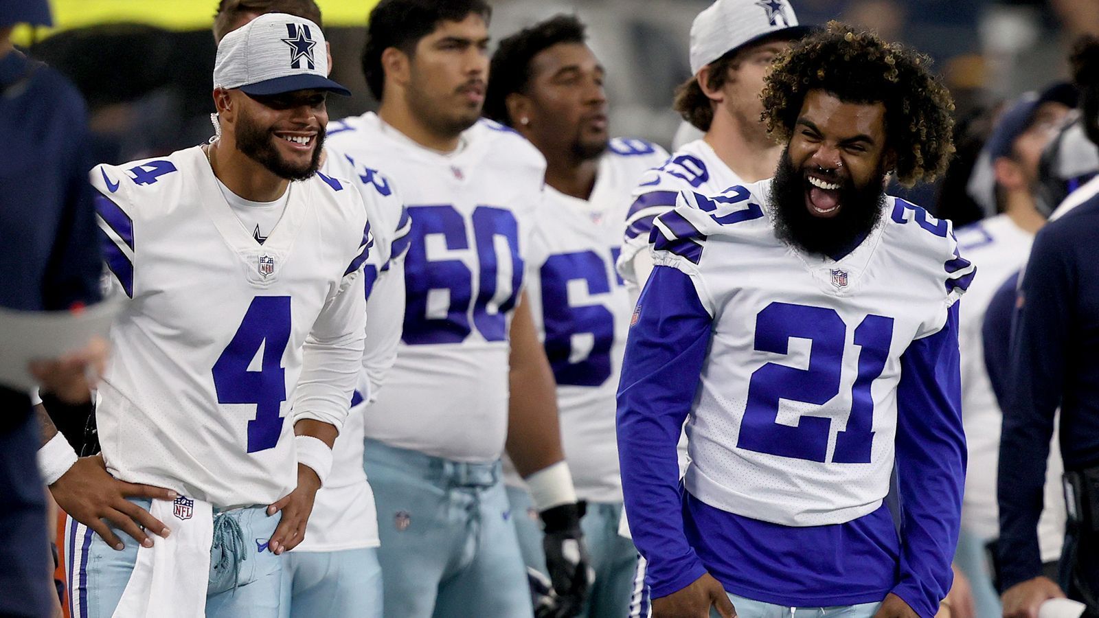 
                <strong>Dallas Cowboys - Wie viel Power steckt noch in Dak und Zeke?</strong><br>
                Das letzte Jahr haben sich die Dallas Cowboys komplett anders vorgestellt, mit einigen offensiven Waffen wollte man die Playoffs und den lang ersehnten Titel angreifen. Dann wurde "Americas Team" von der schweren Verletzung Dak Prescotts heimgesucht. Auch Running Back Ezekiel Elliott spielte eine für seine Verhältnisse enttäuschende Saison. Kommen Dak & Zeke nochmal mit voller Kraft zurück oder scheitern die Cowboys wieder an den eigenen Ansprüchen? 
              