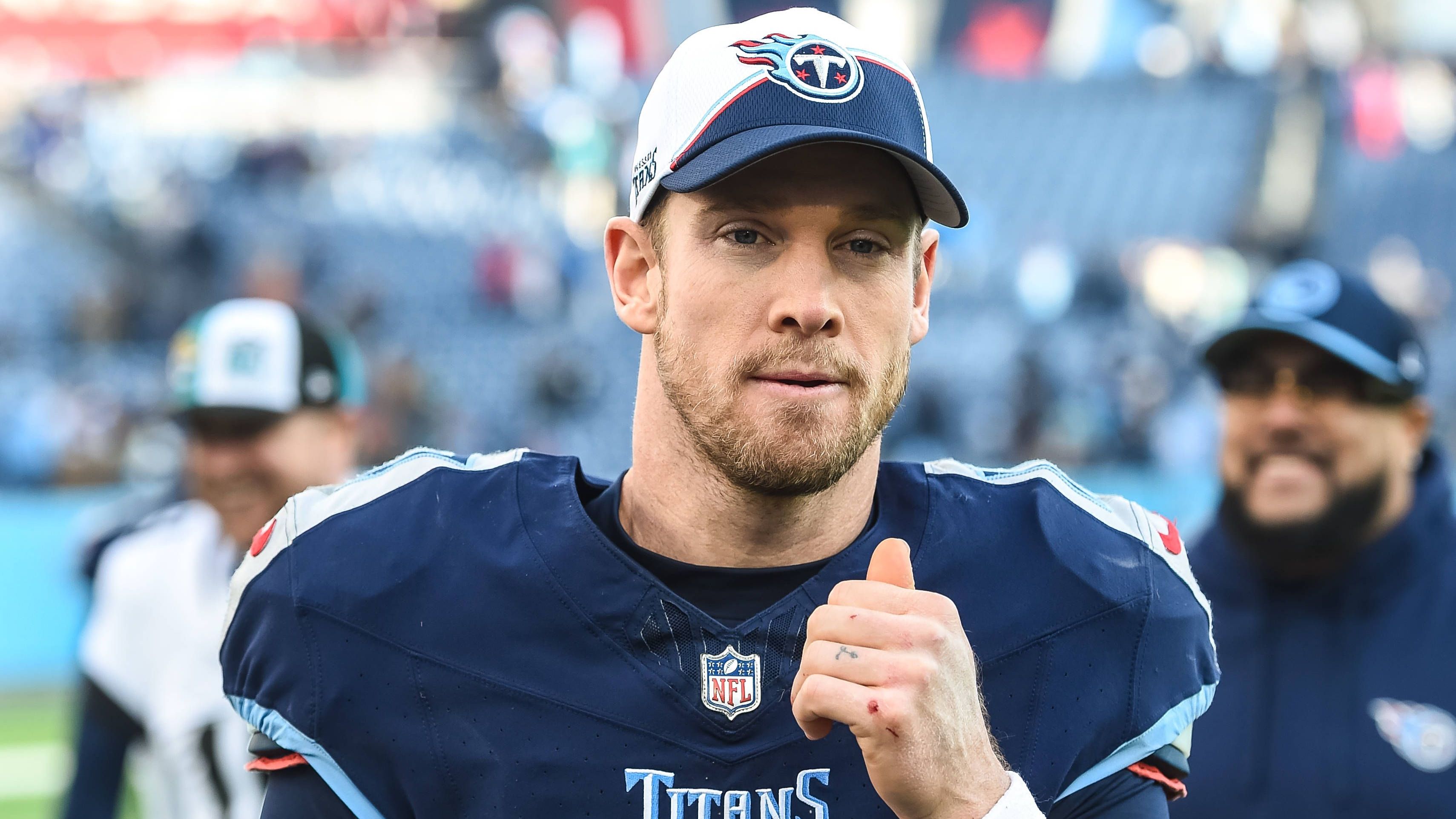 <strong>Ryan Tannehill (zuletzt Tennessee Titans)</strong><br>Für Ryan Tannehill ist die Zeit in Tennessee offenbar abgelaufen. Der Veteran-Quarterback betritt den freien Markt. Gut möglich, dass er bei einem Team als Backup unterkommt - mehr aber voraussichtlich auch nicht.