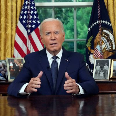 US-Präsident Joe Biden spricht im Oval Office des Weißen Hauses über das Attentat auf den ehemaligen US-Präsidenten Trump.