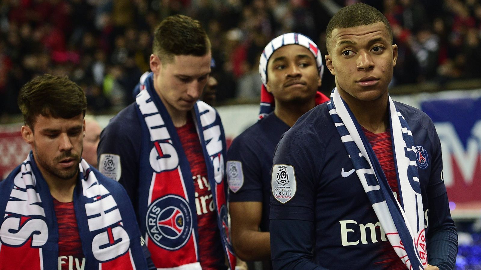 
                <strong>Paris St. Germain</strong><br>
                Land: FrankreichQualifiziert als: Meister in der Ligue 1
              