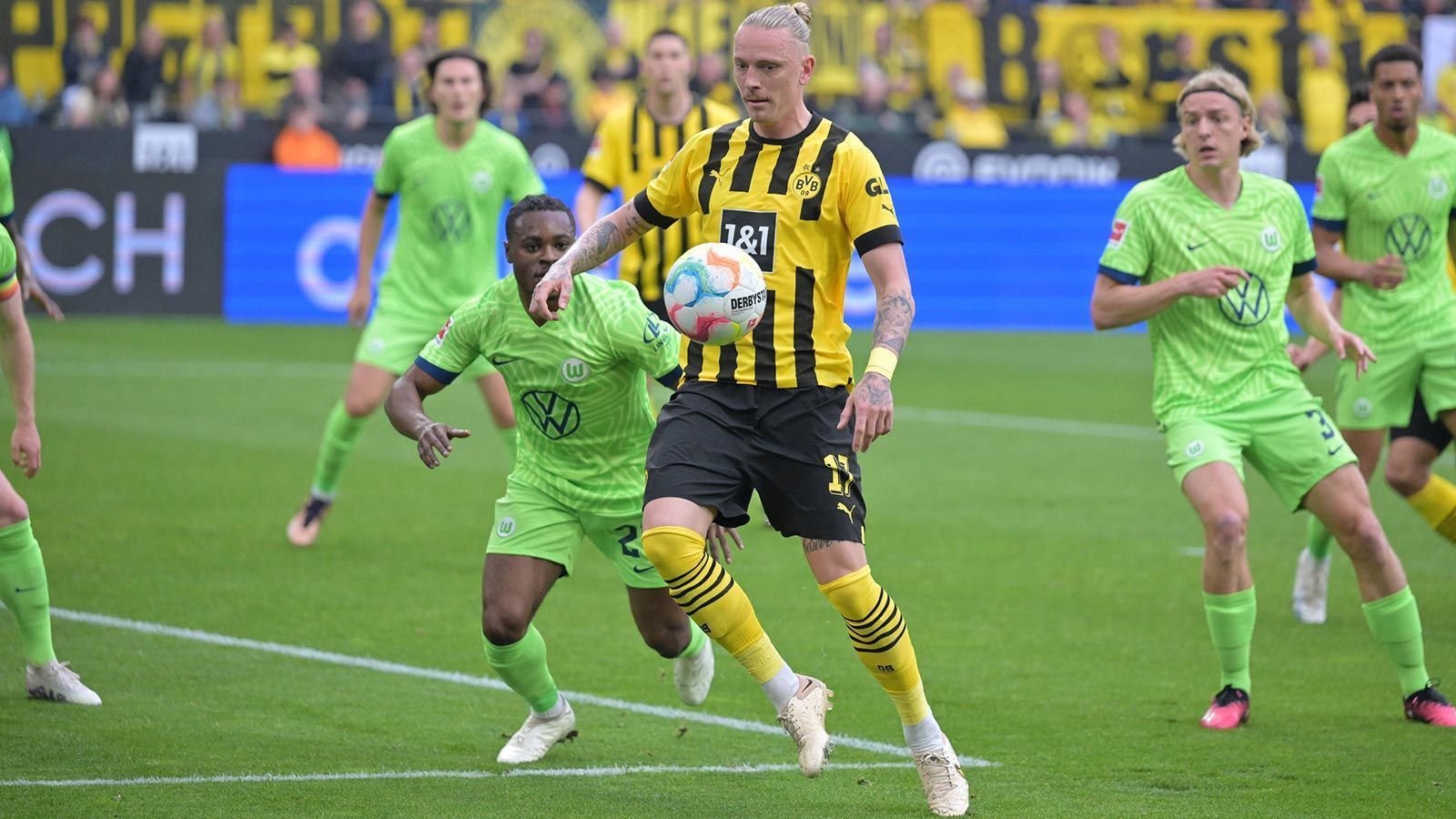 
                <strong>Marius Wolf</strong><br>
                Rückt für Guerreiro ins Team und unterstreicht, warum er einen Stammplatz verdient haben sollte. Offensiv in viele Situationen eingebunden, das 3:0 leitet er mit einem starken Pass auf Brandt ein. Auch defensiv sicher. ran-Note: 2
              