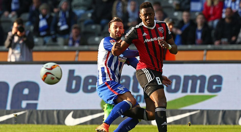 
                <strong>Roger</strong><br>
                Roger: Auch bei den Spielern, die am häufigsten gefoult wurden gibt es Überraschungen. So stehen auf Rang drei (Clemens Fritz, 78 Mal) und zwei (Kevin Volland, 81 Mal) bereits Spieler, mit denen man eher nicht gerechnet hätte. Auf den ersten Platz schafft es sogar ein Spieler des Aufsteigers aus Ingolstadt. 85 Mal wurde Roger in dieser Saison gefoult.  
              