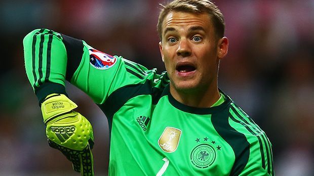 
                <strong>Manuel Neuer</strong><br>
                Manuel Neuer: Wenn der beste Torhüter der Welt keinen Fehler macht und dann noch zweimal bärenstark rettet, wird klar: Er ist der beste Torhüter der Welt. Beim Gegentor machtlos. ran-Note: 1
              