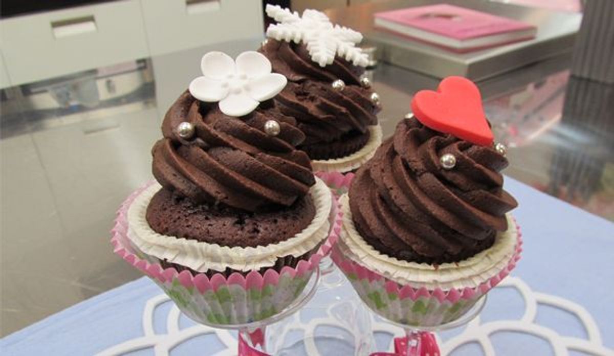 Wiener Sacher-Cupcakes: Das Rezept aus Enie backt