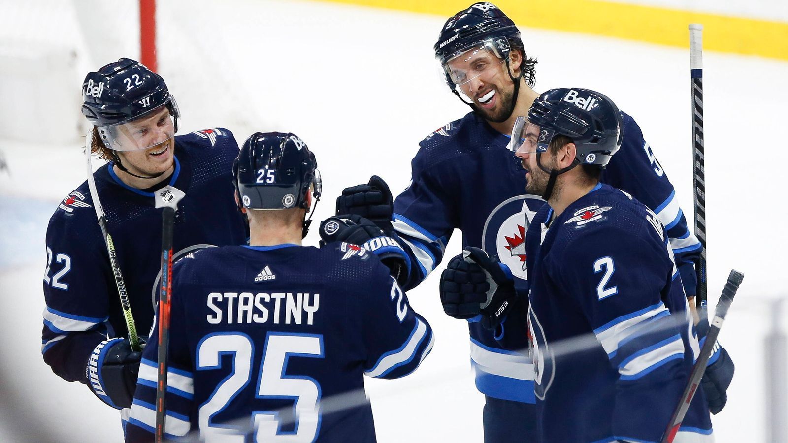 
                <strong>Winnipeg Jets</strong><br>
                Bei den Jets ist der Name des Goal-Songs Programm: "Gonna Celebrate" von The Phantoms fordert die Winnipeg-Fans zum Feiern auf.
              