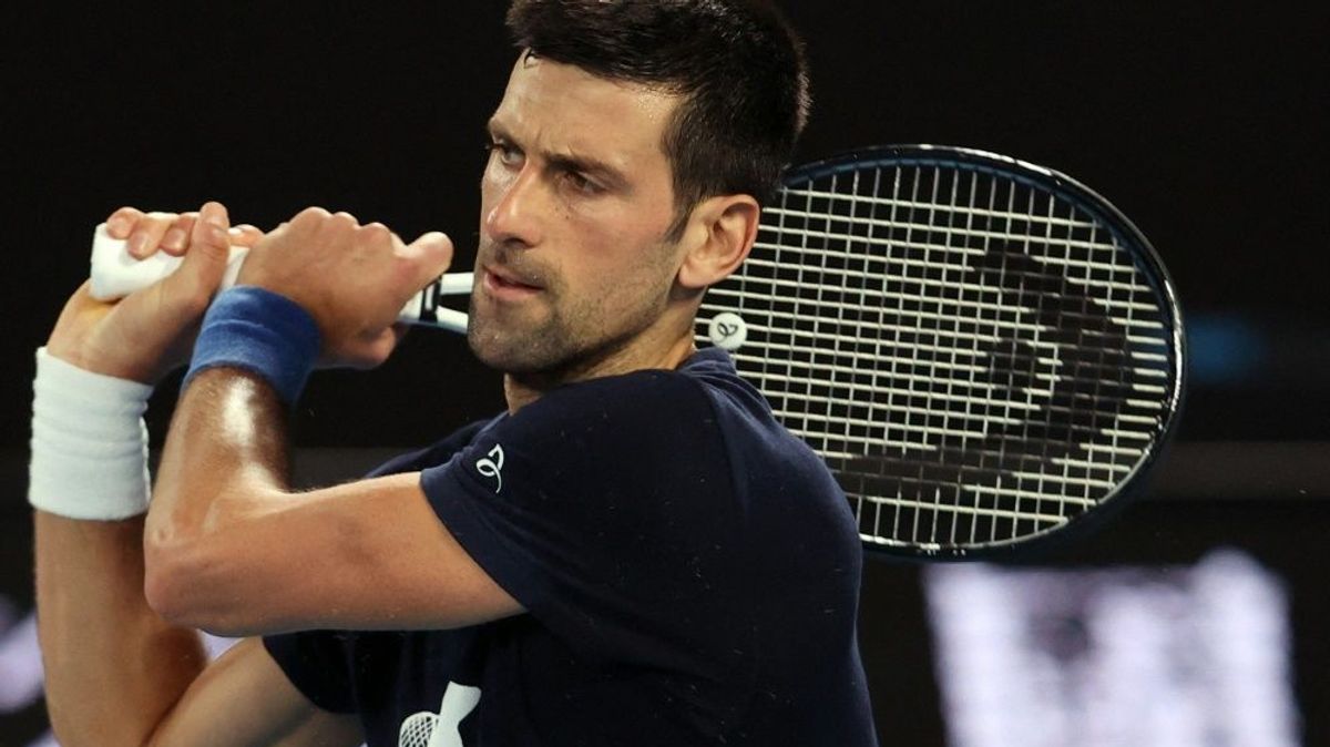 Tennisstar Novak Djokovic beim Training in Melbourne