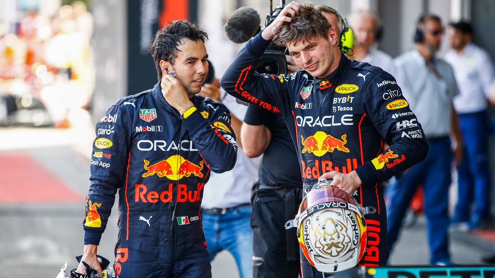 
                <strong>Red Bull</strong><br>
                Fahrer: Sergio Perez + Max VerstappenErsatz: Liam Lawson, Daniel Ricciardo
              