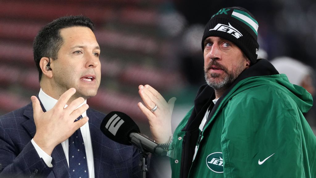 NFL: Insider Adam Schefter annoyed by Aaron Rodgers: | 