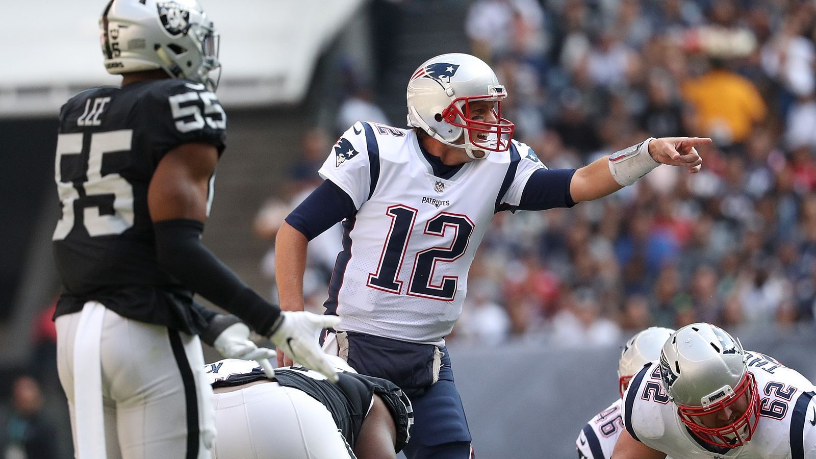 
                <strong>Las Vegas/Oakland Raiders</strong><br>
                Tom Brady vs. Las Vegas/Oakland Raiders: 6 Siege, 1 Niederlage
              