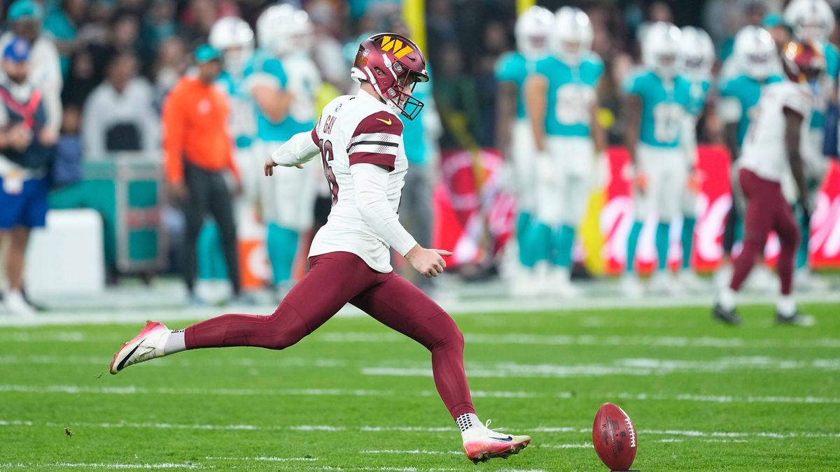 November 16, 2025, Madrid, Madrid, Spain: Matt Gay of the Washington Commanders kicks the ball during the National Football League NFL, American Football Herren, USA 2025 Madrid Game, match played ...