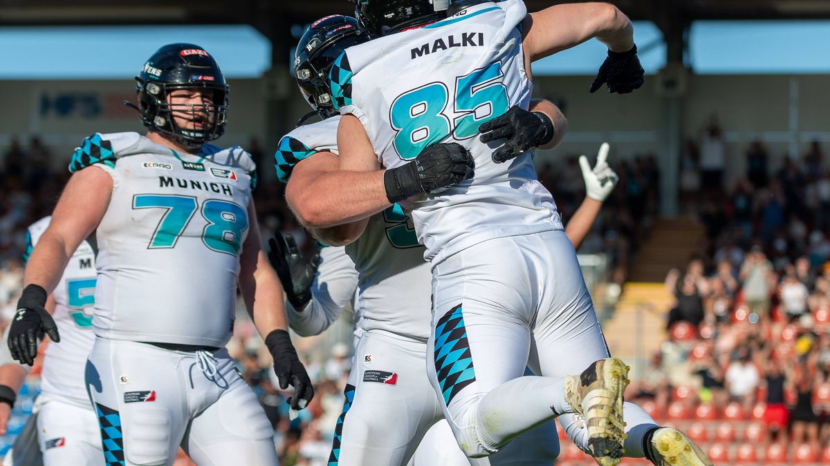 Marlon Malki (Munich Ravens 85), Touchdown, Munich Ravens vs. Stuttgart Surge, American Football, European League of Football, Spieltag 7, Saison 2025, 29.06.2025, Munich Ravens vs. Stuttgart Surge...