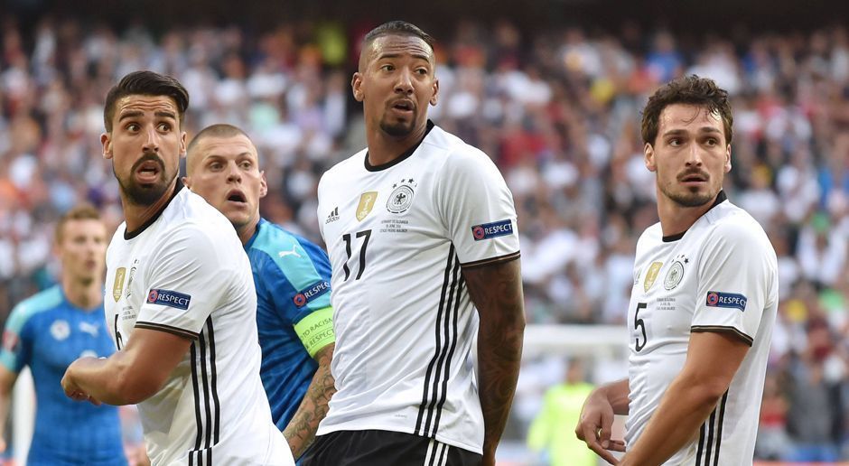 
                <strong>Deutschland</strong><br>
                Deutschland - 5 Spieler: Jerome Boateng, Mats Hummels, Sami Khedira, Joshua Kimmich, Mesut Özil
              