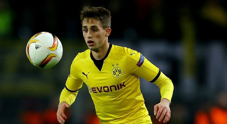 
                <strong>Adnan Januzaj</strong><br>
                Adnan Januzaj: Auch bei Borussia Dortmund lief nicht alles nach Maß. Adnan Januzaj kehrt nach nur einer Saison zu Manchester United zurück. Der Leihspieler konnte beim BVB kaum Akzente setzen und kam lediglich auf 161 Bundesliga-Minuten.
              