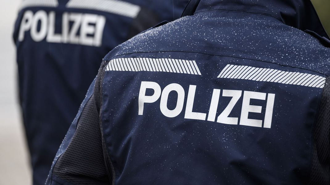 Die Rockerbande trifft sich im Landkreis Traunstein - die Polizei ist im Einsatz. (Symbolbild)